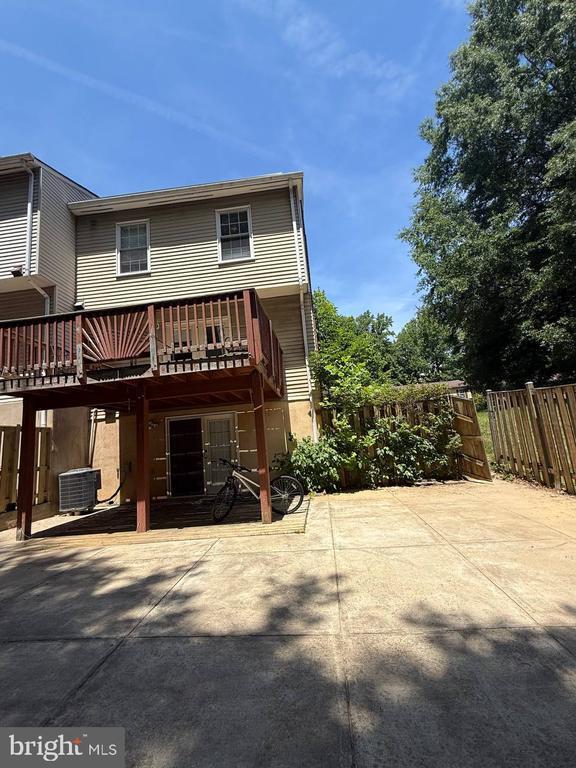 Building Photo - 6415 Blarney Stone Ct