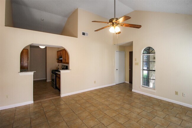 Building Photo - 11614 Gullwood Dr