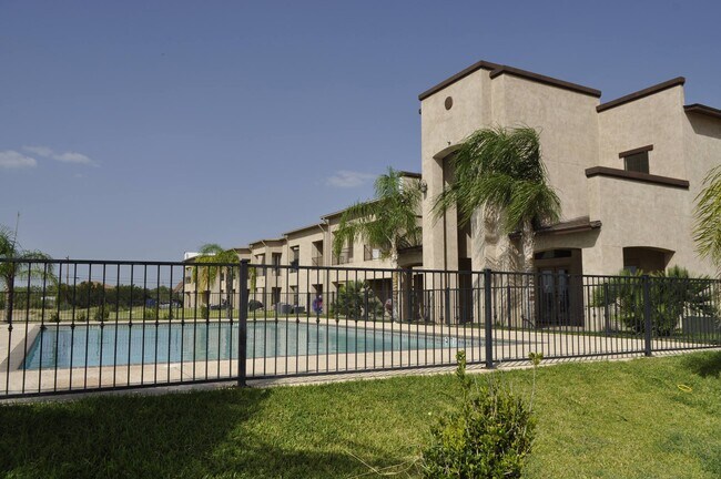 Building Photo - 8216 Casa Verde Rd
