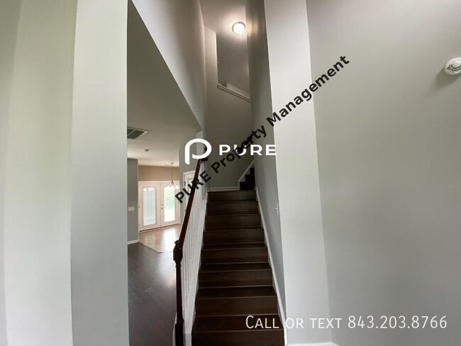 Building Photo - 112 Marinella Dr