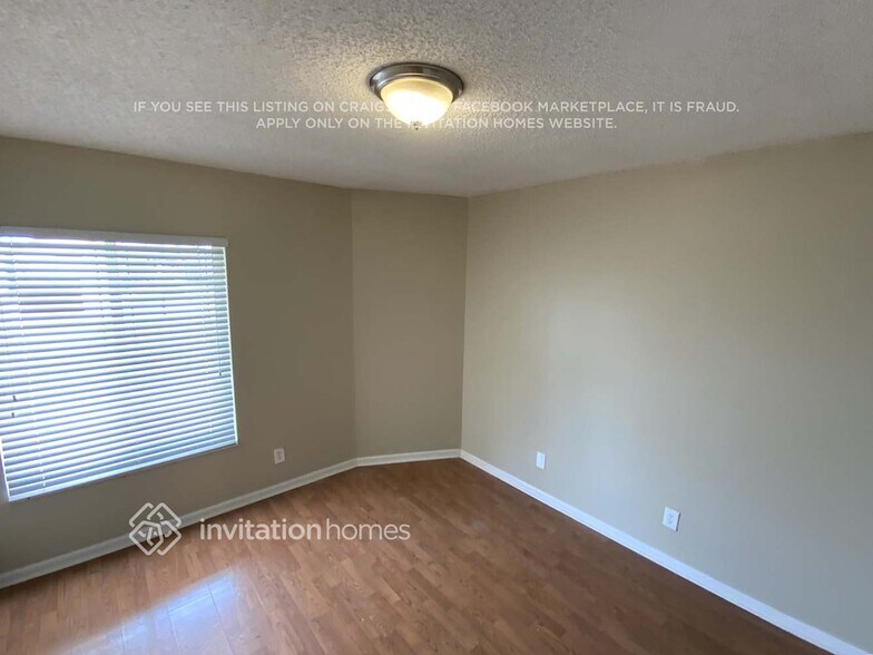 Building Photo - 5233 Rosen Blvd