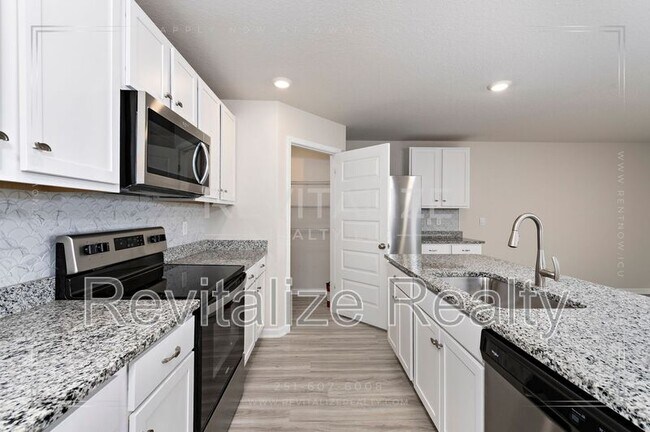 Building Photo - 22360 Aleutian Ave