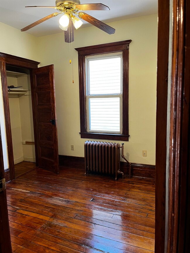 Building Photo - 135 Sherman Pl