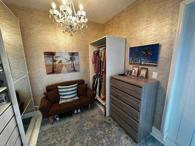 Building Photo - 1080 Brickell Ave