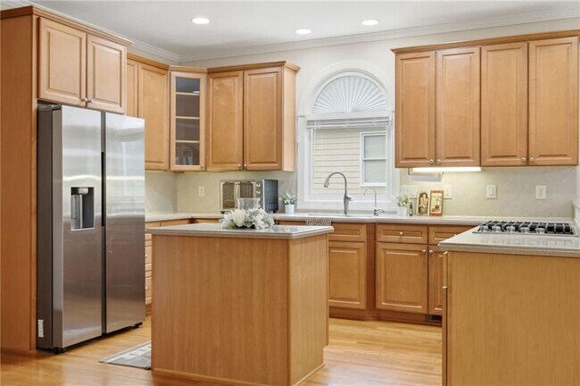 Building Photo - 3561 Carriage Glen Way