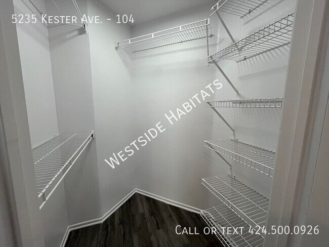 Building Photo - 5235 Kester Ave