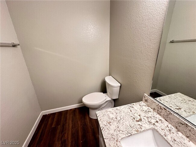 Building Photo - 3947 Delos Dr