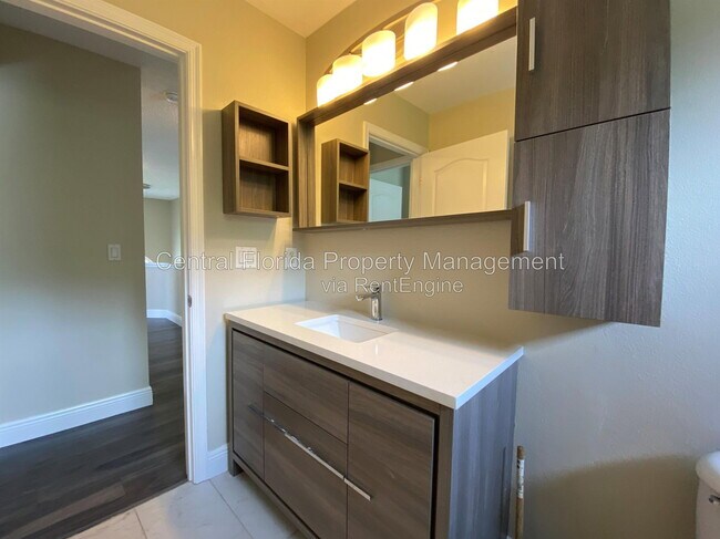 Building Photo - 4115 Andover Cay Blvd