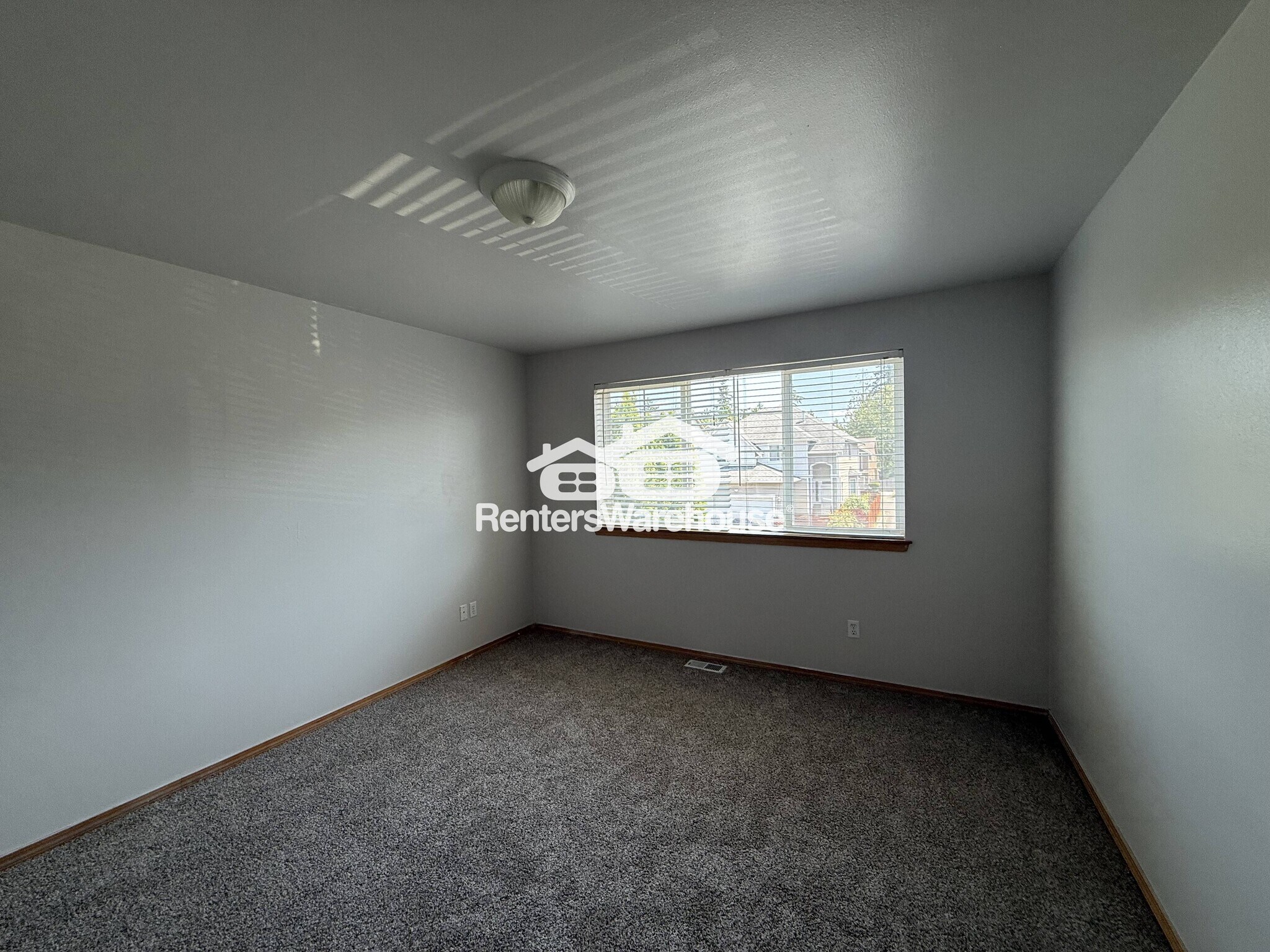 Building Photo - 30913 133rd Ave SE