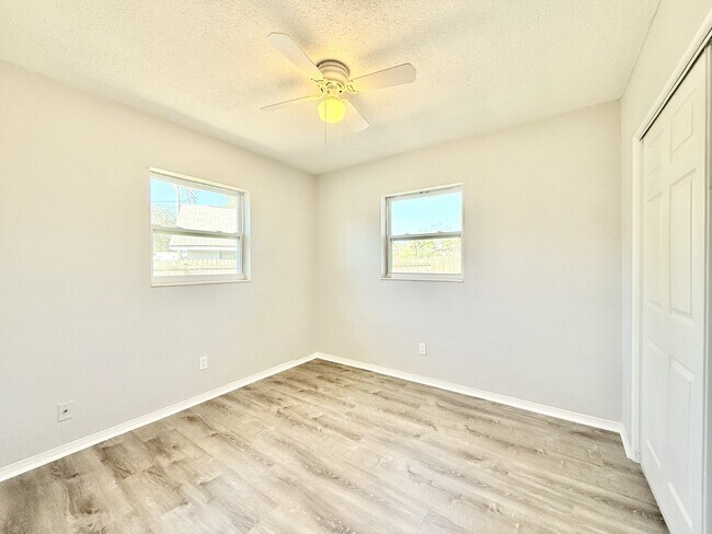 Building Photo - 5396 68th Way N