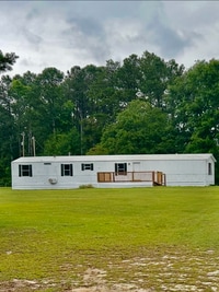 Building Photo - Conveniently Located in Trenton South Caro...