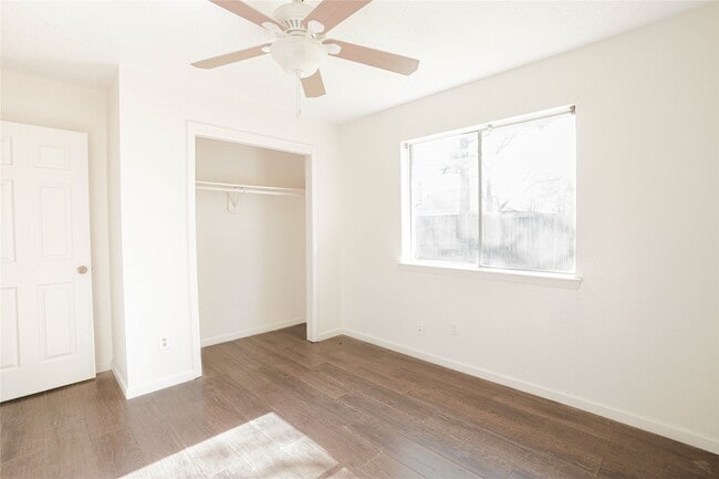 Building Photo - 2643 Indian Trail Dr