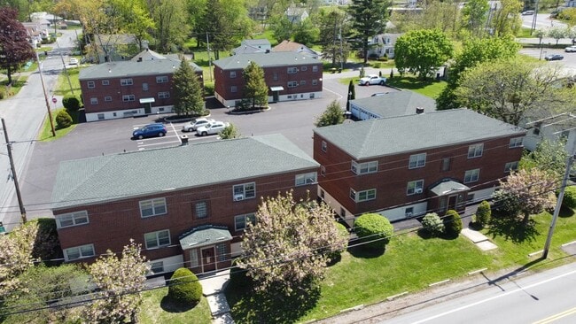 Primary Photo - 91 Sherwood Ave
