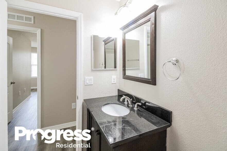 Building Photo - 9350 Caracara Drive