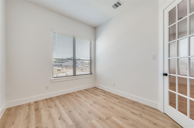 Building Photo - 4421 Cave Spgs St