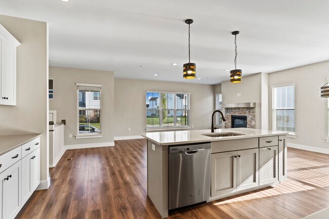 Building Photo - Stunning Single Family in Mechanicsburg