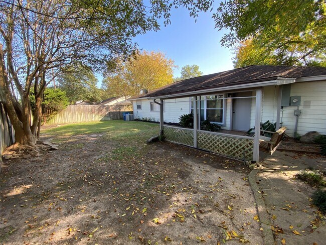Building Photo - 4806 Temple Bell Dr
