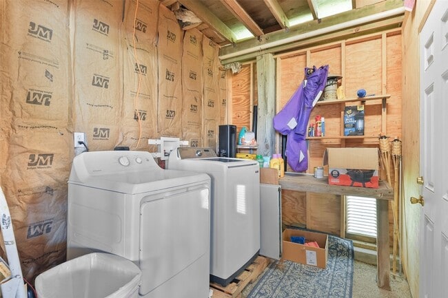 Building Photo - 4135 Fort Bend Dr