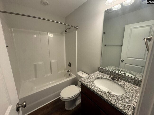 Building Photo - 214 Bluewing Dr