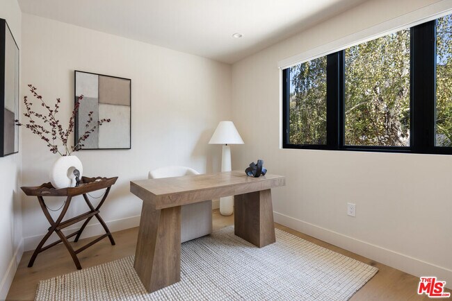 Building Photo - 3637 Loadstone Dr