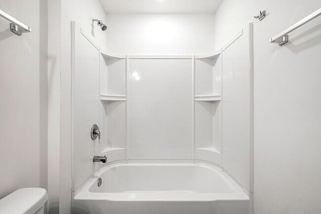 Building Photo - 3188 Delancy St
