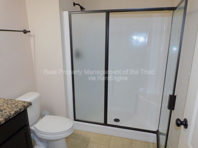 Building Photo - 4517 Gunnersbury Ln