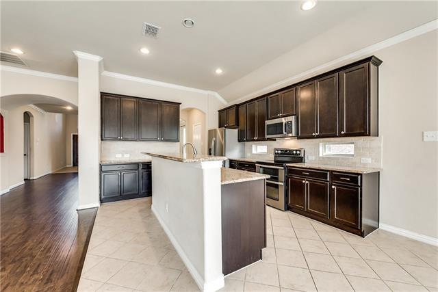 Building Photo - 1404 Nacona Dr