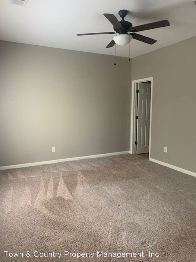 Building Photo - 3 br, 2 bath House - 140 Wexford Dr. Unit 107