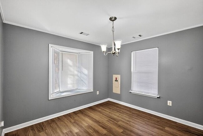 Building Photo - 3909 Hems Ct