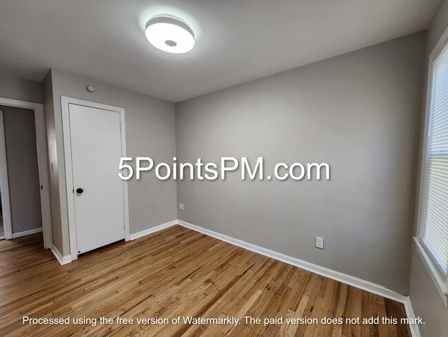 Building Photo - 5178 Homewood Ave