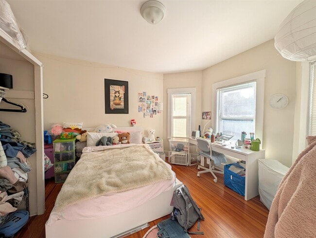 Building Photo - 300 Boston Ave