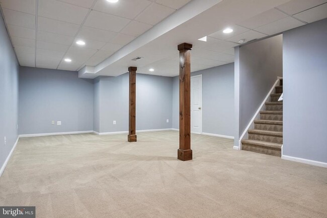 Building Photo - 67 Hearthstone Ln