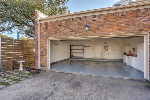 Building Photo - 4100 Lovers Ln