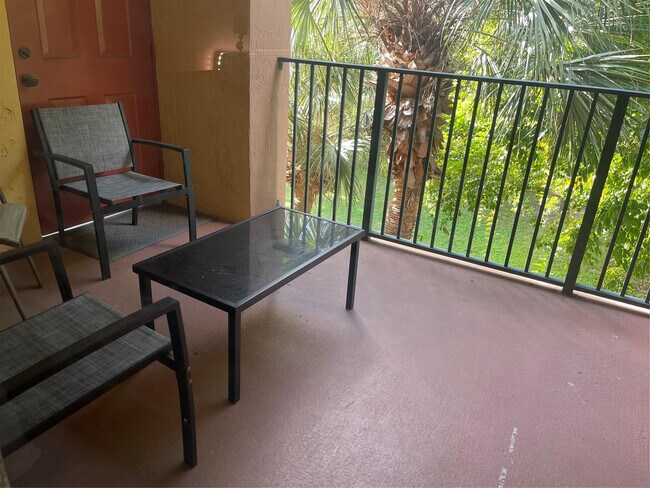 Building Photo - 200 Scotia Dr