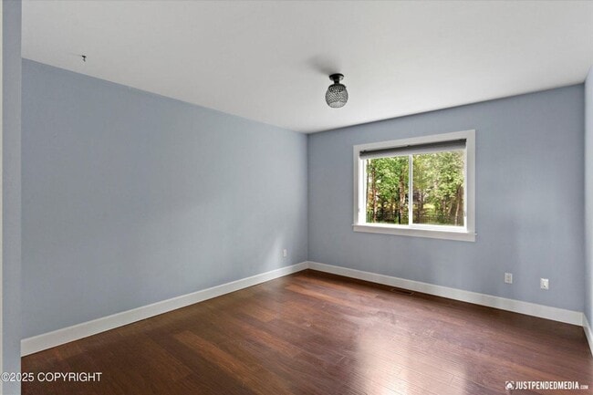 Building Photo - 5026 Heritage Heights Dr