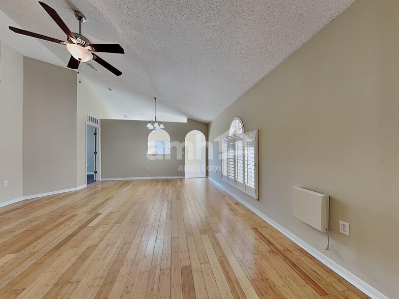 Building Photo - 30107 Rattana Ct