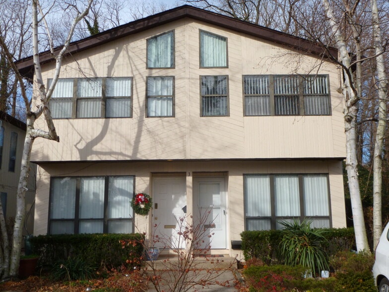 Building Photo - 3 West Drive