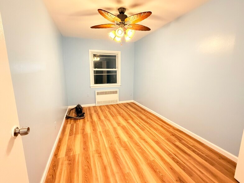 Building Photo - 13721 Lafayette St