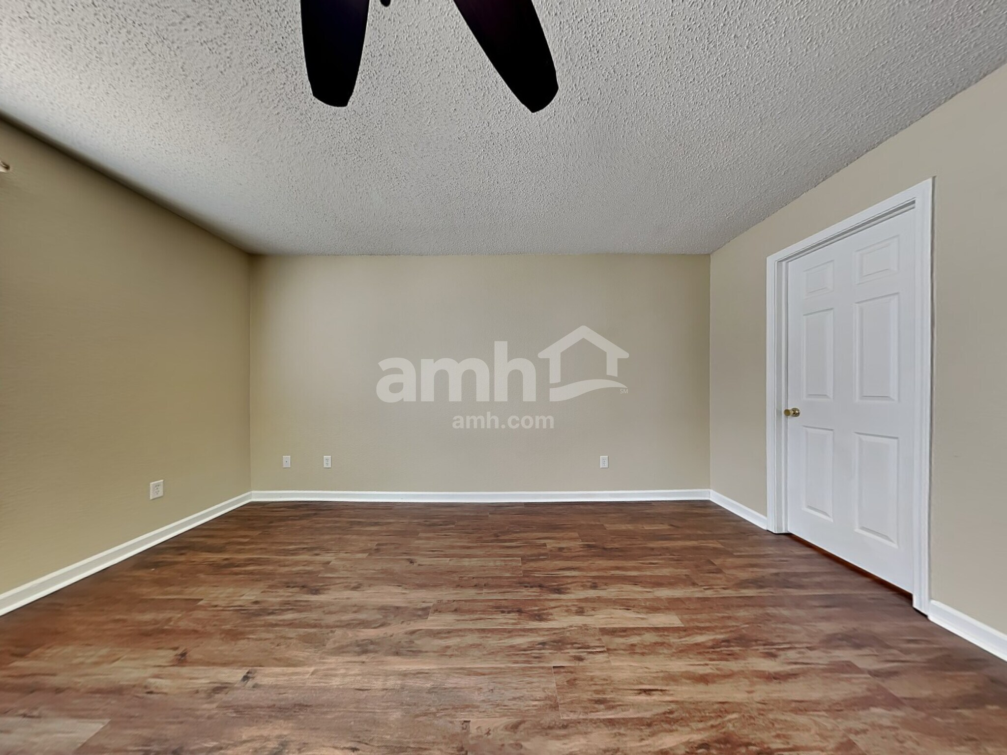 Building Photo - 1783 Blue Lake Dr