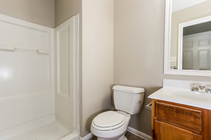 Building Photo - 4946 S Cancun