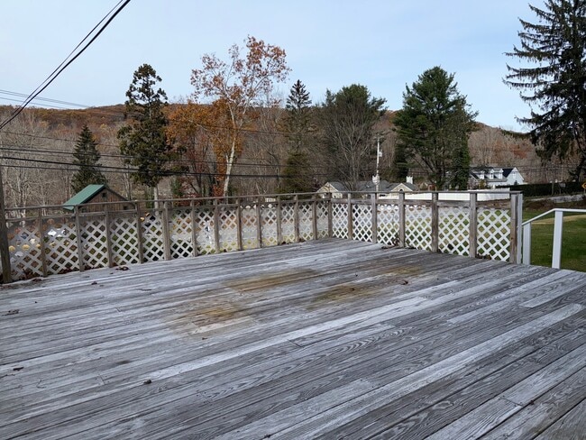 Building Photo - 293 Hamburg Rd