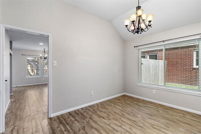 Building Photo - 2918 Abbey Field Dr