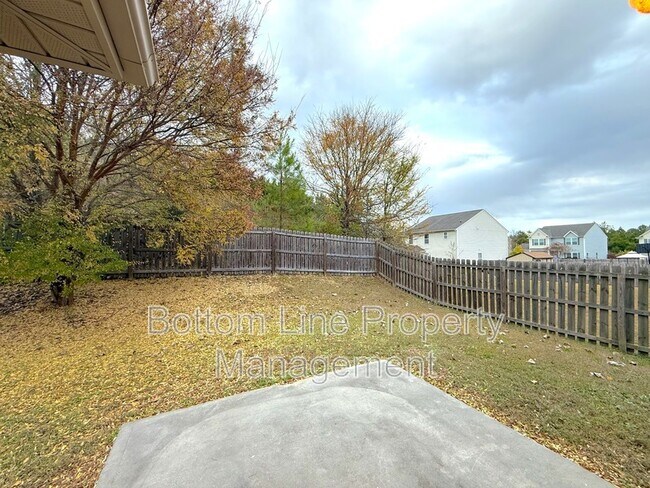 Building Photo - 1521 Van Ness Ln