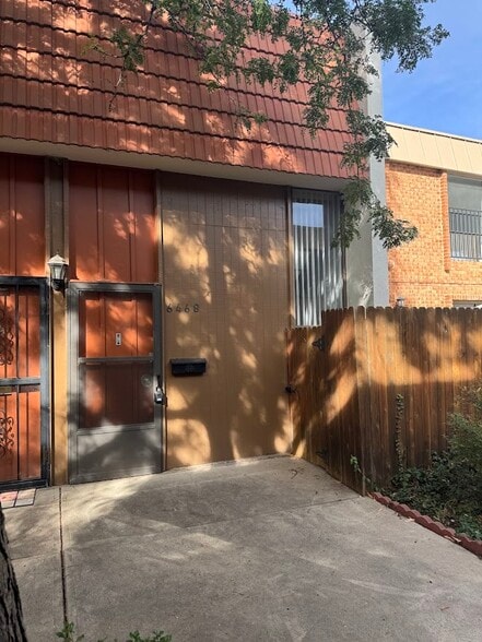 Building Photo - 6468 E Bates Ave