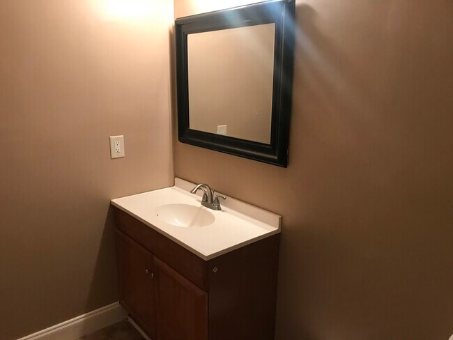 Building Photo - 1191 Heritage Glen Dr