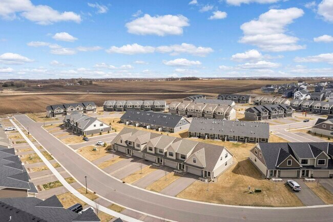 Building Photo - 7070 181st St W