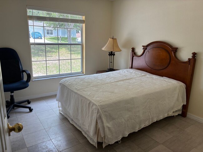 Building Photo - 15405 Margaux Dr