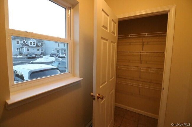 Building Photo - 100 Boniface Dr