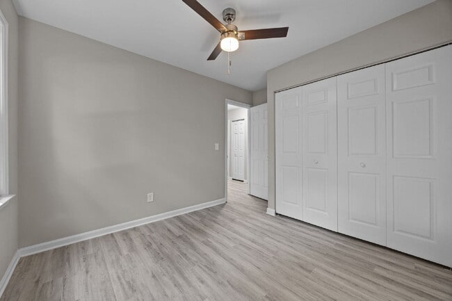 Building Photo - Charming 3-Bed Home with Granite Touches & Finished Basement in Raleigh!