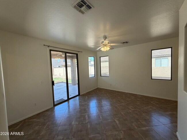 Building Photo - 3430 E Packard Dr